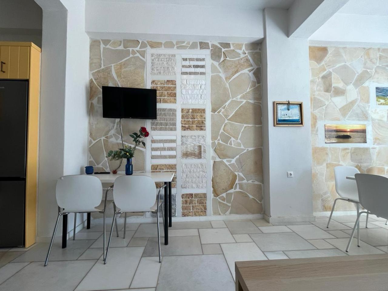 Armonia Studios, Apartments&Villa Mikri Vigla Exterior foto